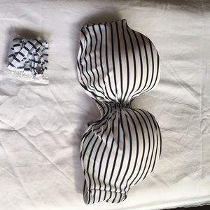 Victoria’s Secret bikini top